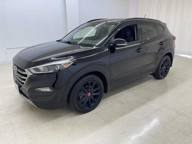 Photo of 2017 Black Noir Pearl Hyundai TUCSON