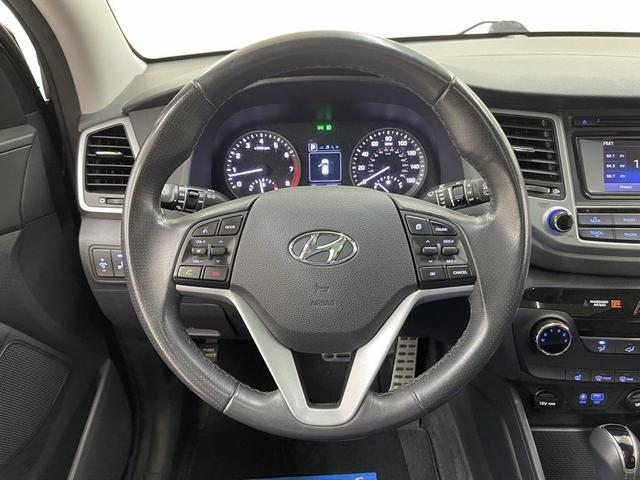 Photo of 2017 Black Noir Pearl Hyundai TUCSON