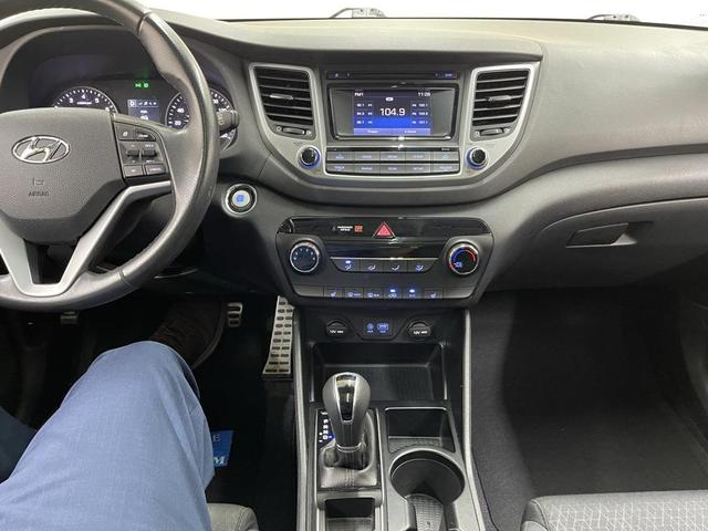 Photo of 2017 Black Noir Pearl Hyundai TUCSON