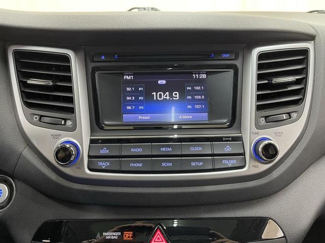 Photo of 2017 Black Noir Pearl Hyundai TUCSON