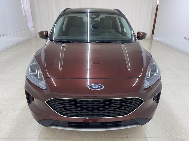 Photo of 2021 Bronze Ford Escape