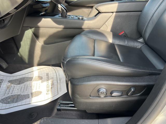 Photo of 2024 Argent Silver Metallic Cadillac XT4
