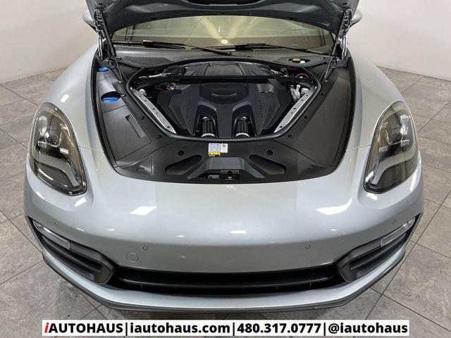 Photo of 2022 Dolomite Silver Metallic Porsche Panamera
