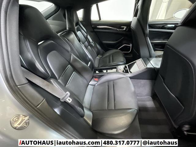 Photo of 2022 Dolomite Silver Metallic Porsche Panamera