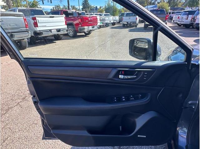 Photo of 2016 Carbide Gray Metallic Subaru Legacy