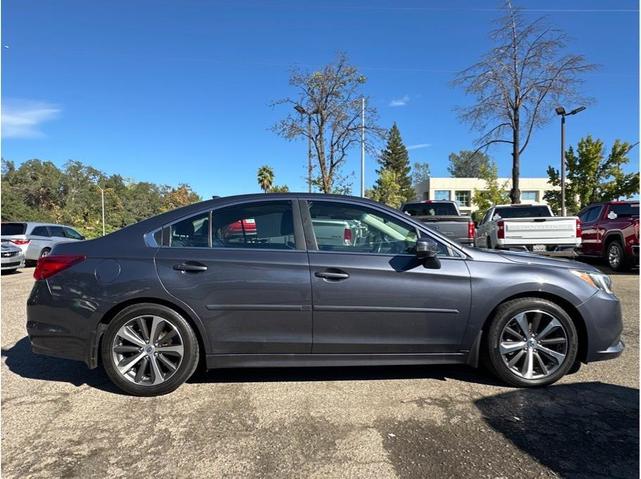 Photo of 2016 Carbide Gray Metallic Subaru Legacy