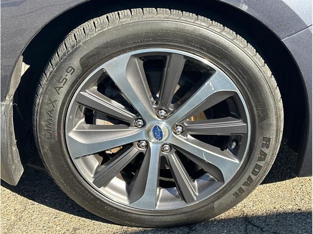 Photo of 2016 Carbide Gray Metallic Subaru Legacy