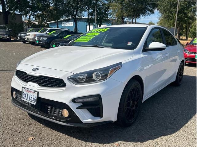 Photo of 2021 Snow White Pearl Kia Forte
