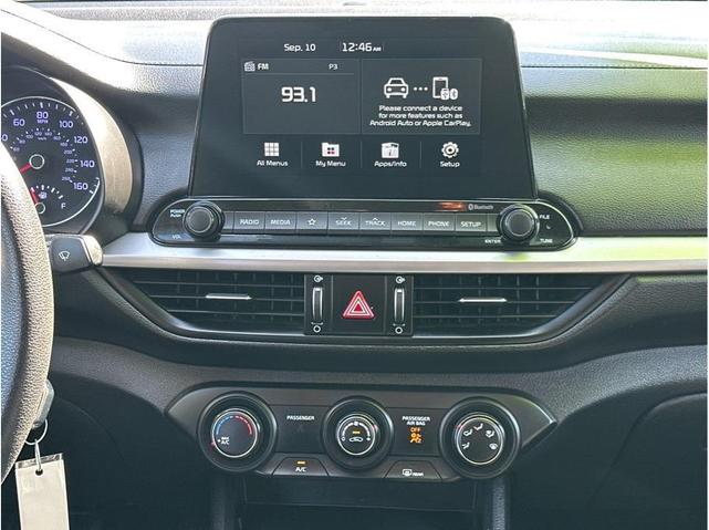 Photo of 2021 Snow White Pearl Kia Forte
