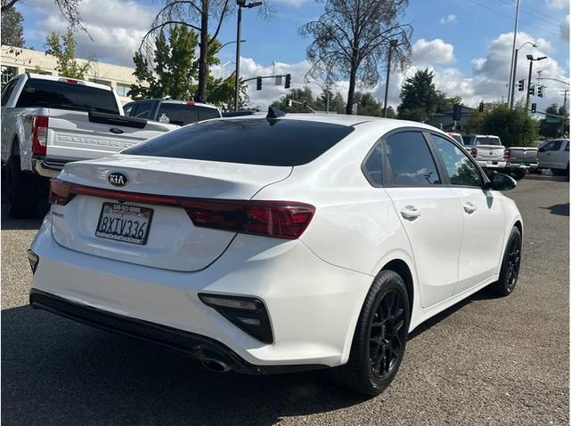 Photo of 2021 Snow White Pearl Kia Forte