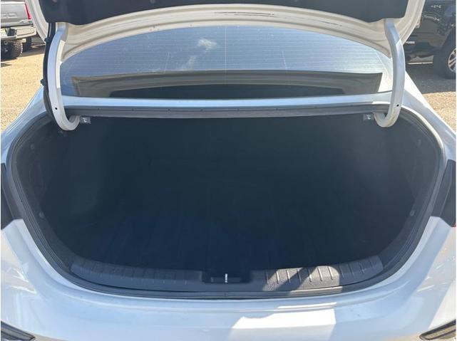 Photo of 2021 Snow White Pearl Kia Forte