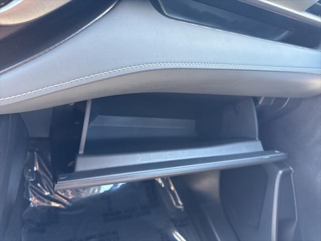 Photo of 2023 Wind Chill Pearl Toyota Highlander