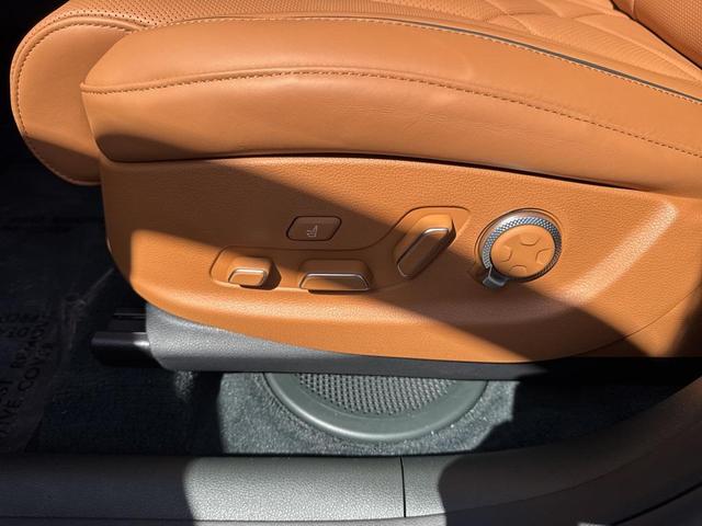 Photo of 2025 Capri Blue Genesis GV80