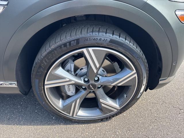 Photo of 2025 Storr Green Matte Genesis GV80