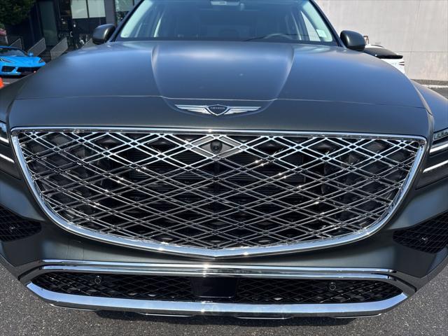 Photo of 2025 Storr Green Matte Genesis GV80
