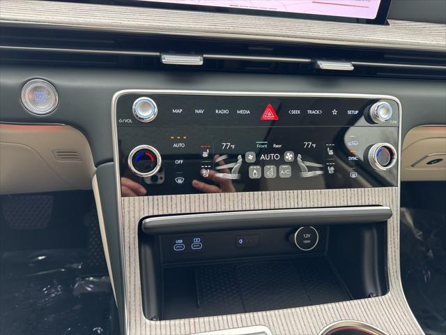 Photo of 2025 Storr Green Genesis GV80