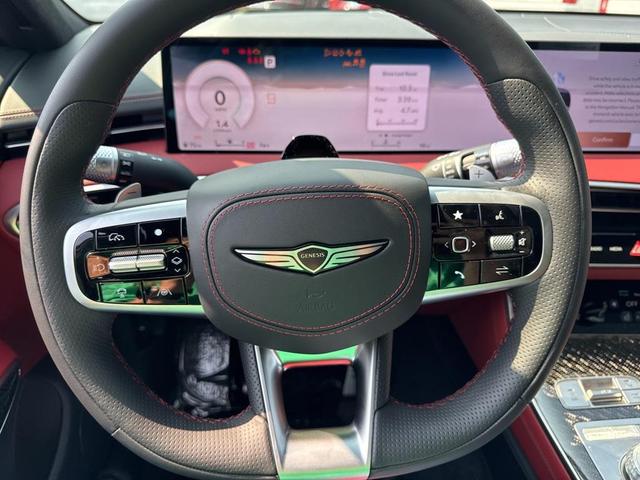 Photo of 2026 Mauna Red Genesis GV70