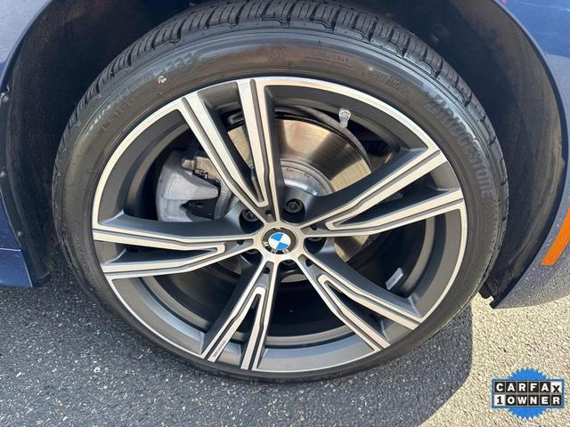 Photo of 2024 Phytonic Blue Metallic BMW 330