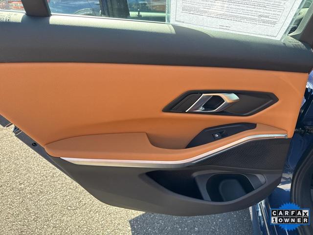 Photo of 2024 Phytonic Blue Metallic BMW 330