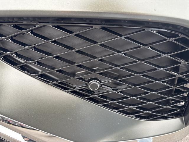 Photo of 2025 Storr Green Matte Genesis GV80