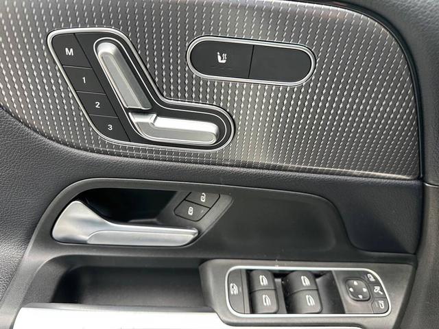 Photo of 2020 WHITE Mercedes-Benz GLB 250
