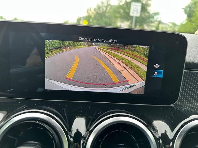 Photo of 2020 WHITE Mercedes-Benz GLB 250