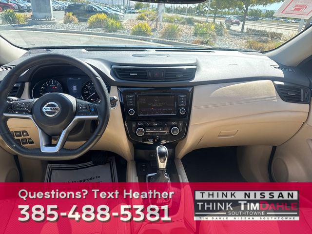 Photo of 2020 Midnight Pine Metallic Nissan Rogue