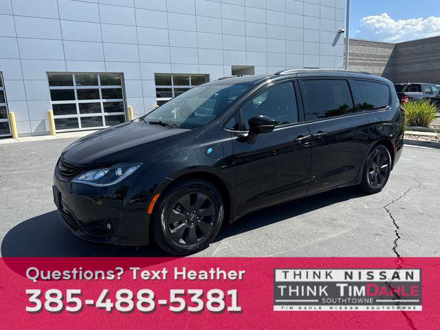 2019 Chrysler Pacifica Hybrid