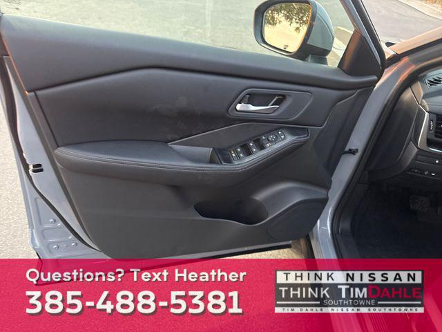 Photo of 2026 Boulder Gray Pearl Nissan Rogue