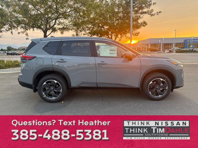 Photo of 2026 Boulder Gray Pearl Nissan Rogue