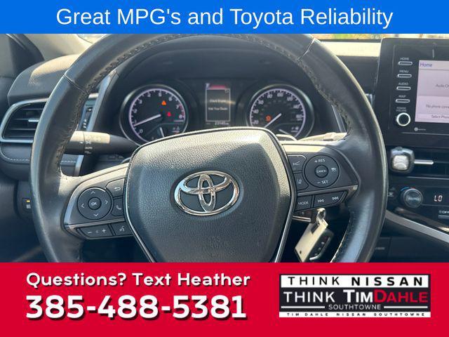Photo of 2023 White Toyota Camry