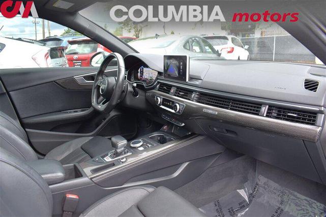 Photo of 2018 Daytona Gray Pearl Effect Audi S4