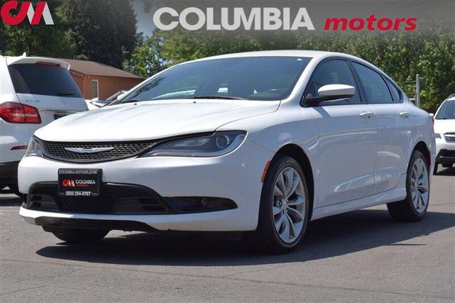 Photo of 2015 Bright White Clearcoat Chrysler 200
