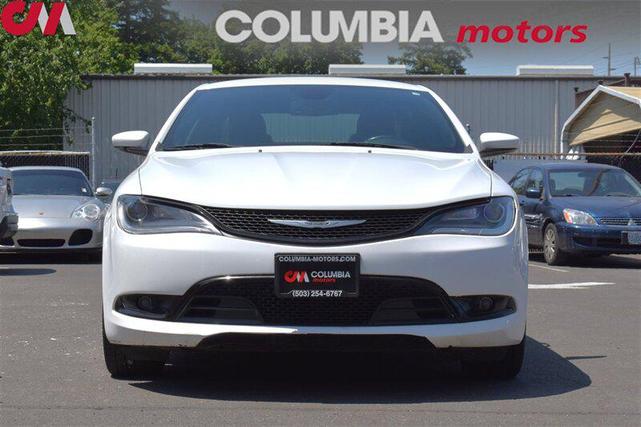 Photo of 2015 Bright White Clearcoat Chrysler 200