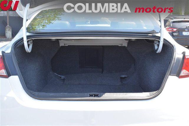 Photo of 2015 Bright White Clearcoat Chrysler 200