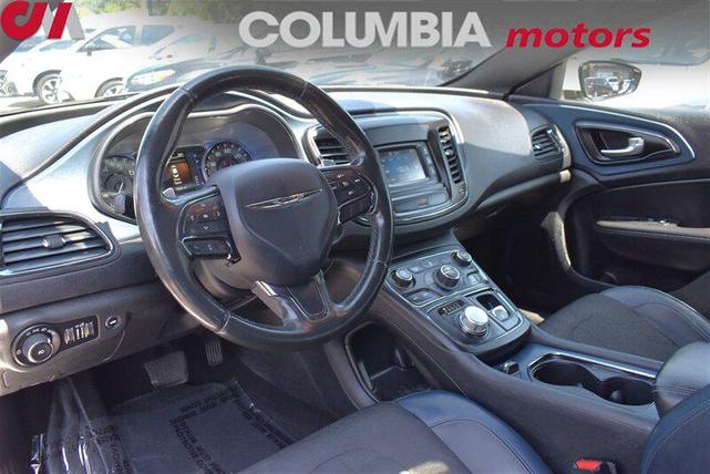 Photo of 2015 Bright White Clearcoat Chrysler 200