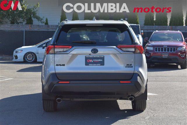 Photo of 2021 Silver Sky Metallic Toyota RAV4 Hybrid