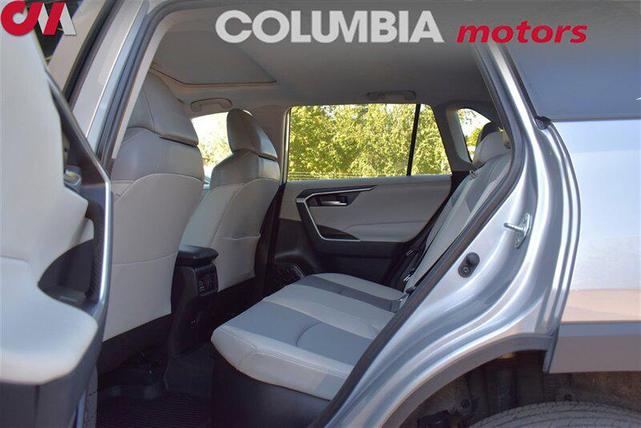 Photo of 2021 Silver Sky Metallic Toyota RAV4 Hybrid