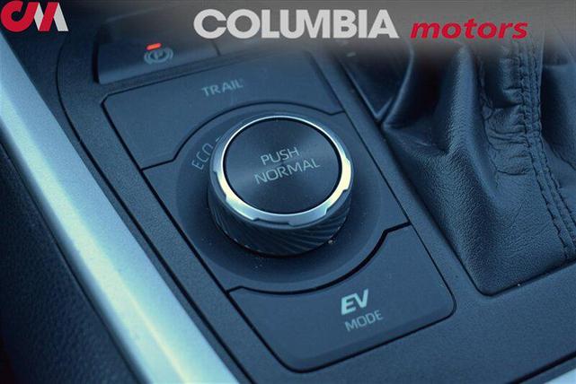 Photo of 2021 Silver Sky Metallic Toyota RAV4 Hybrid