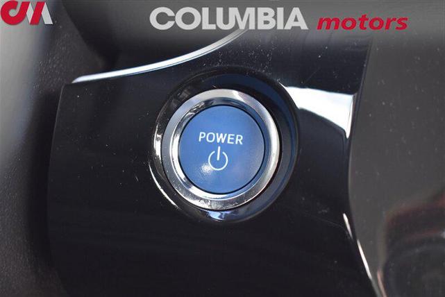 Photo of 2022 Classic Silver Metallic Toyota Prius