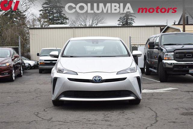 Photo of 2022 Classic Silver Metallic Toyota Prius