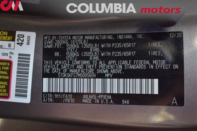 Photo of 2021 Predawn Gray Mica Toyota Sienna