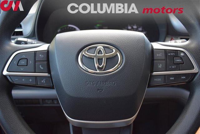 Photo of 2021 Predawn Gray Mica Toyota Sienna