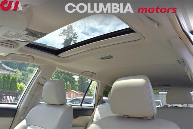 Photo of 2013 Satin White Pearl Subaru Outback