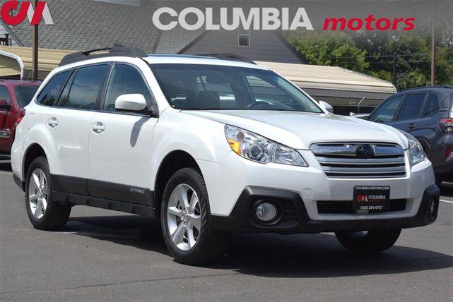 Photo of 2013 Satin White Pearl Subaru Outback