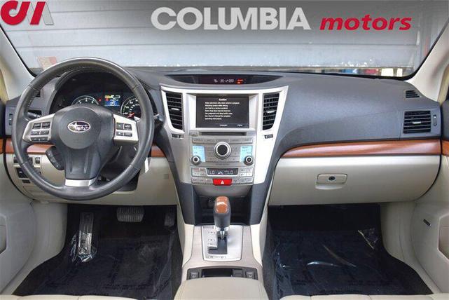 Photo of 2013 Satin White Pearl Subaru Outback