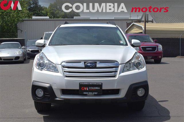 Photo of 2013 Satin White Pearl Subaru Outback