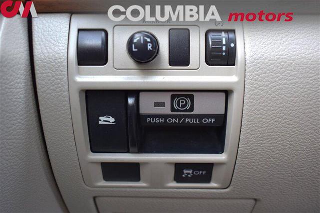 Photo of 2013 Satin White Pearl Subaru Outback