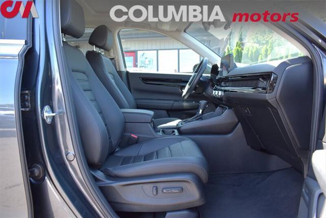 Photo of 2024 Meteorite Gray Metallic Honda CR-V