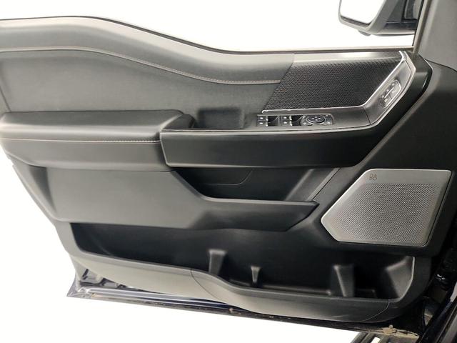 Photo of 2023 Black Ford F-150